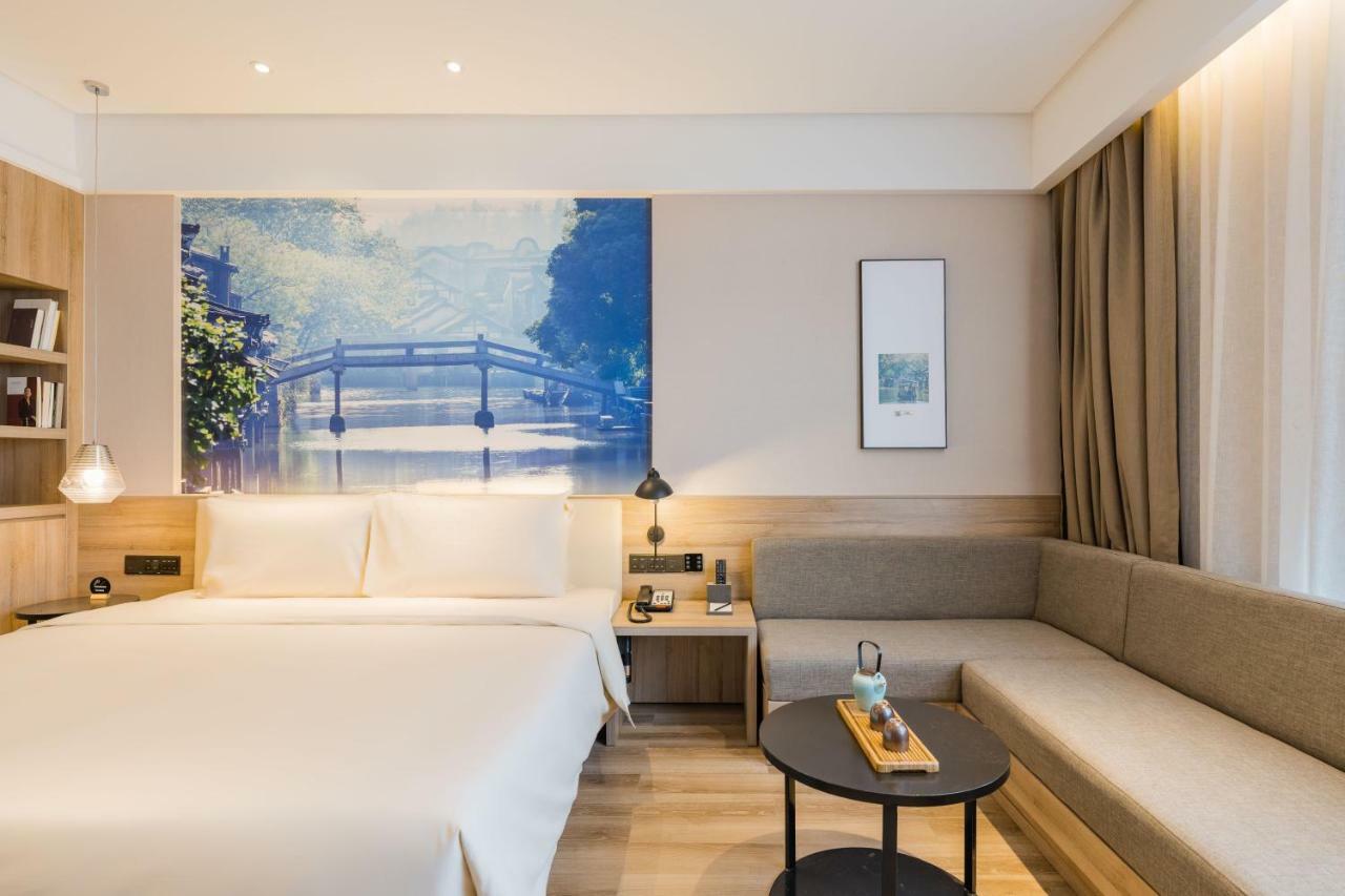 Atour Hotel Тунсян Экстерьер фото