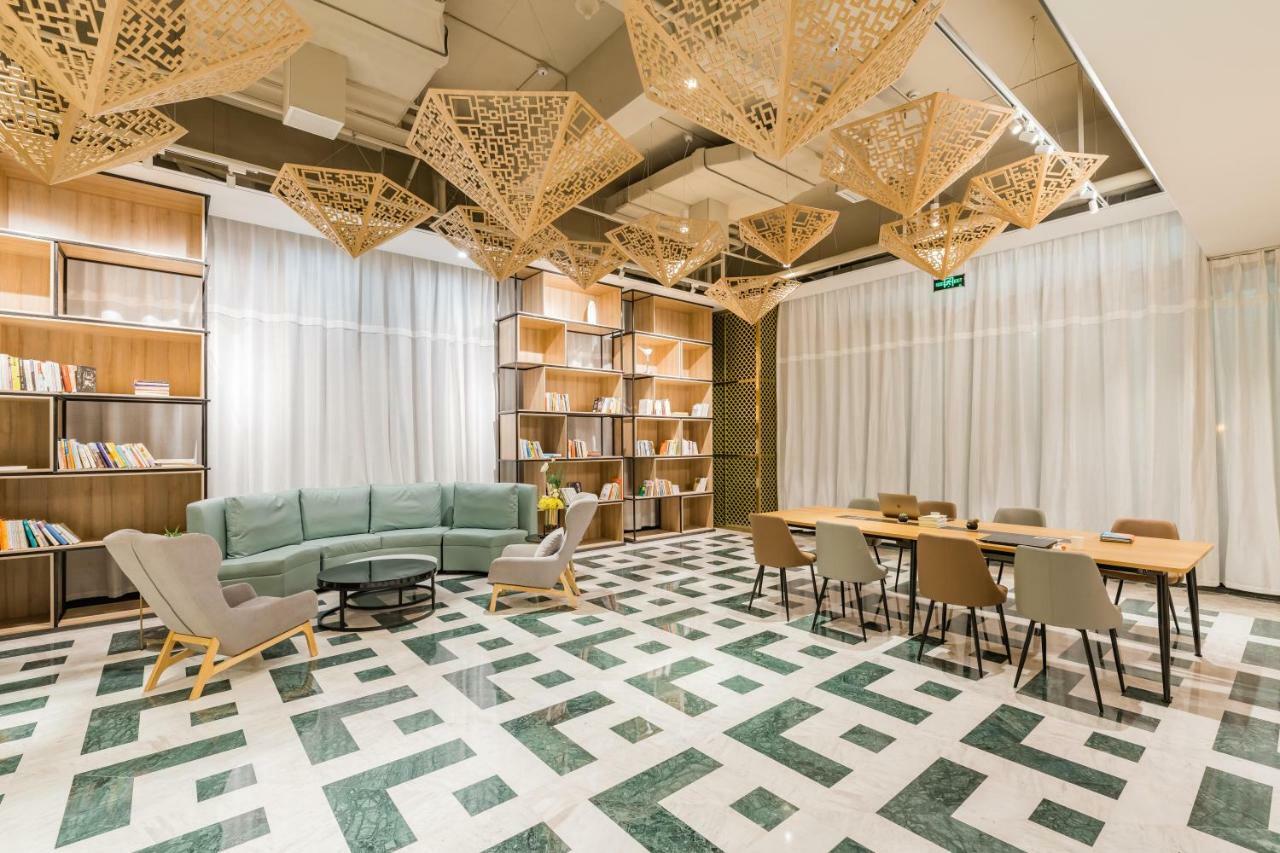 Atour Hotel Тунсян Экстерьер фото