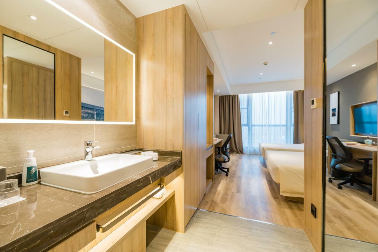 Atour Hotel Тунсян Экстерьер фото